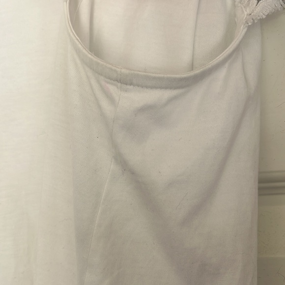 GUC Lilly Pulitzer White Tee Size XL - Picture 5 of 5